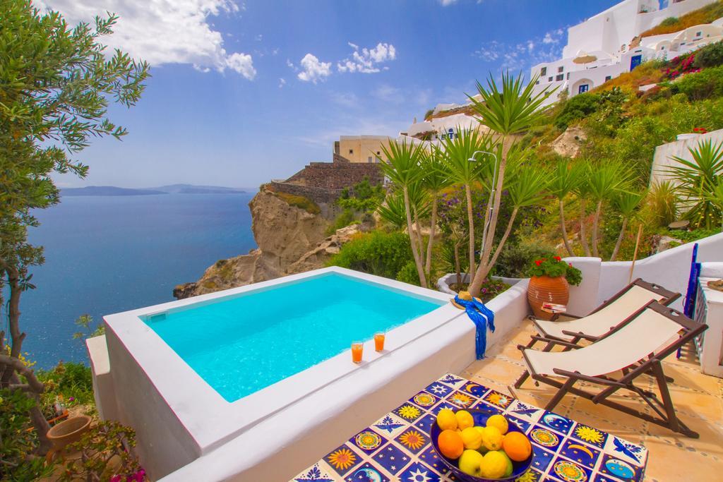 Ifestio Villas Oia Exterior photo