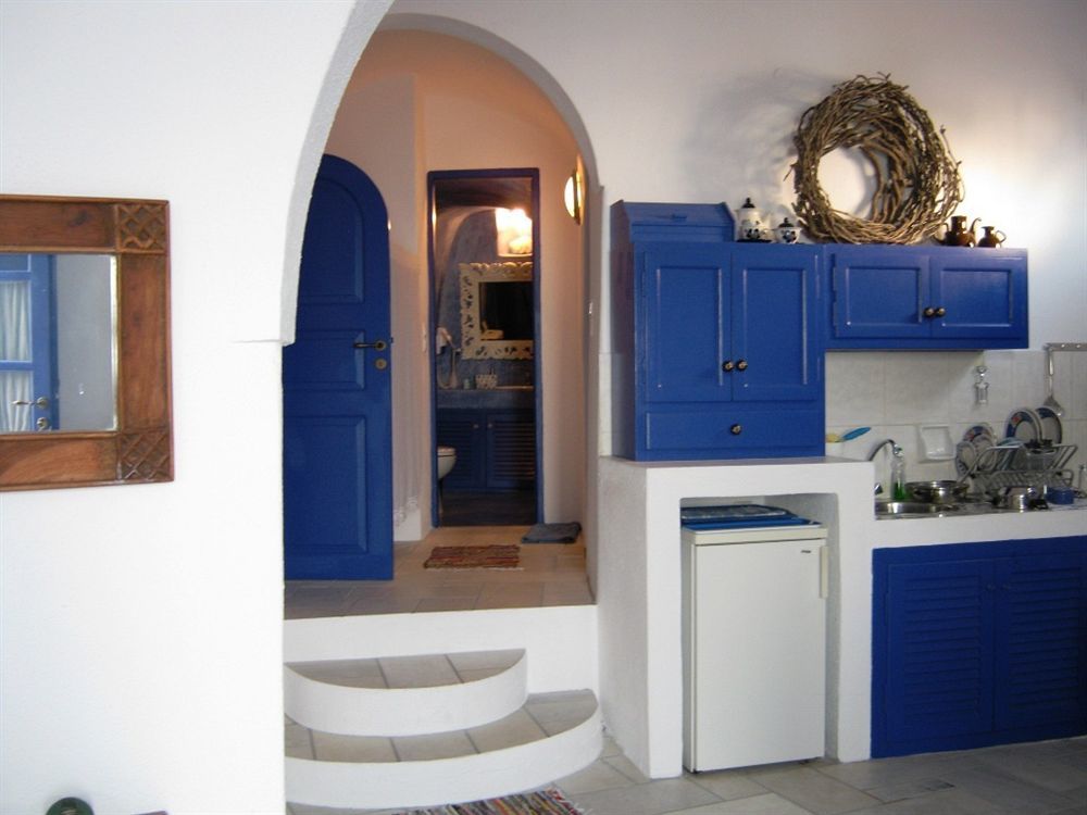 Ifestio Villas Oia Exterior photo