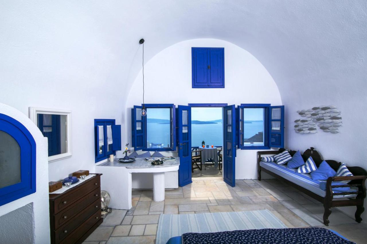 Ifestio Villas Oia Exterior photo
